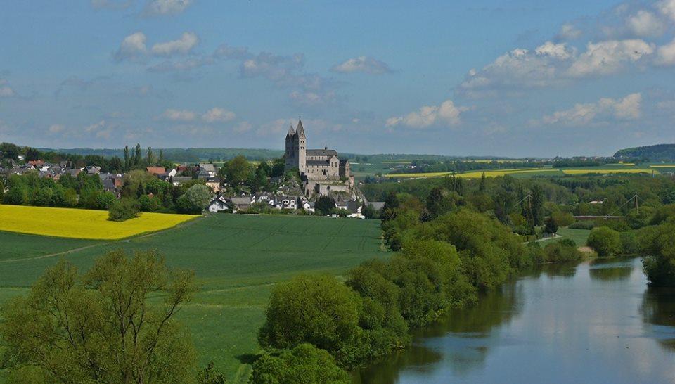 Hotel Gaestehaus Priester Limburg an der Lahn Exterior photo